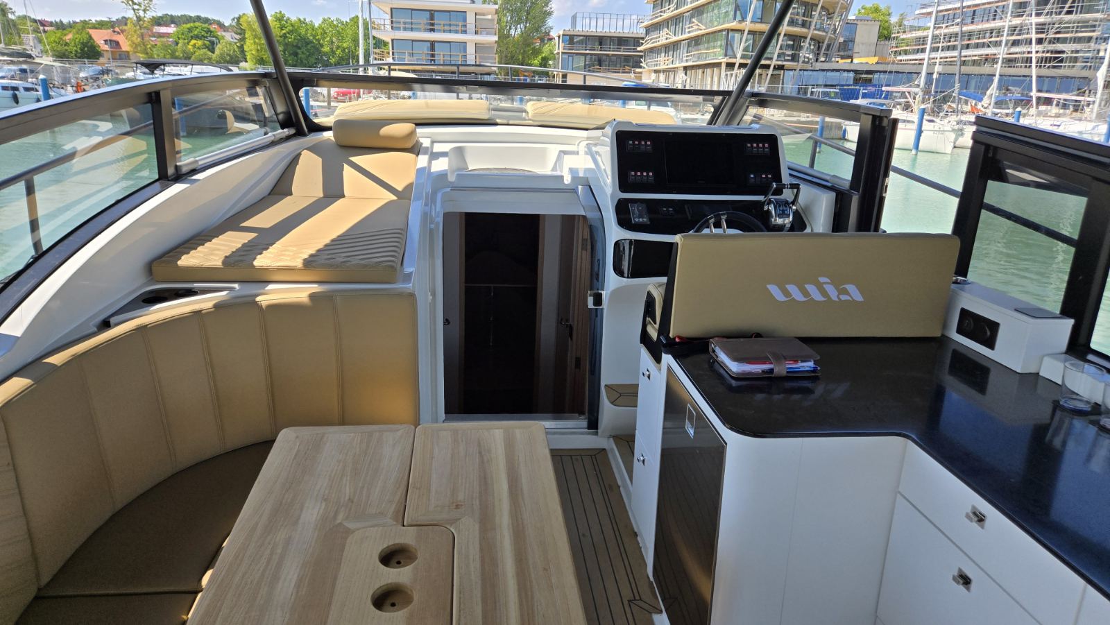 IMG-4e250cb075948fe2c4852938b0647788-V