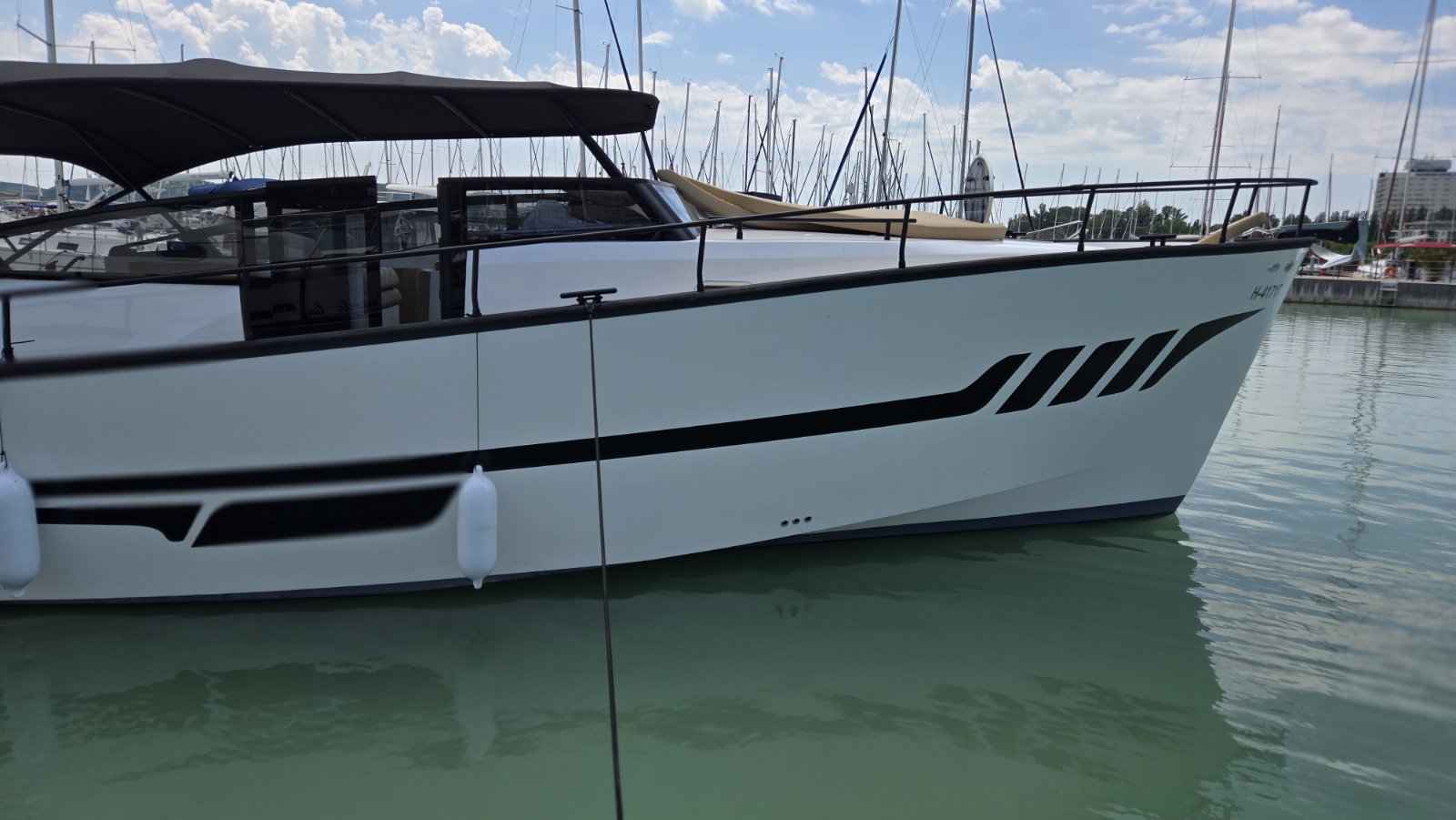 IMG-5c0ca1fe8f64bc6578f2d72ed7614738-V