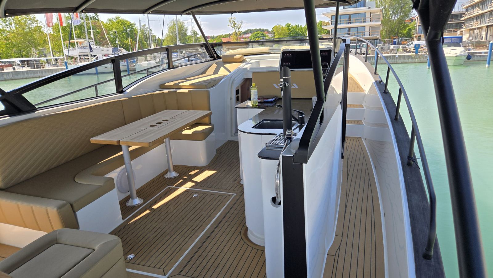 IMG-a152759f745271d00bfb3648a050f73c-V